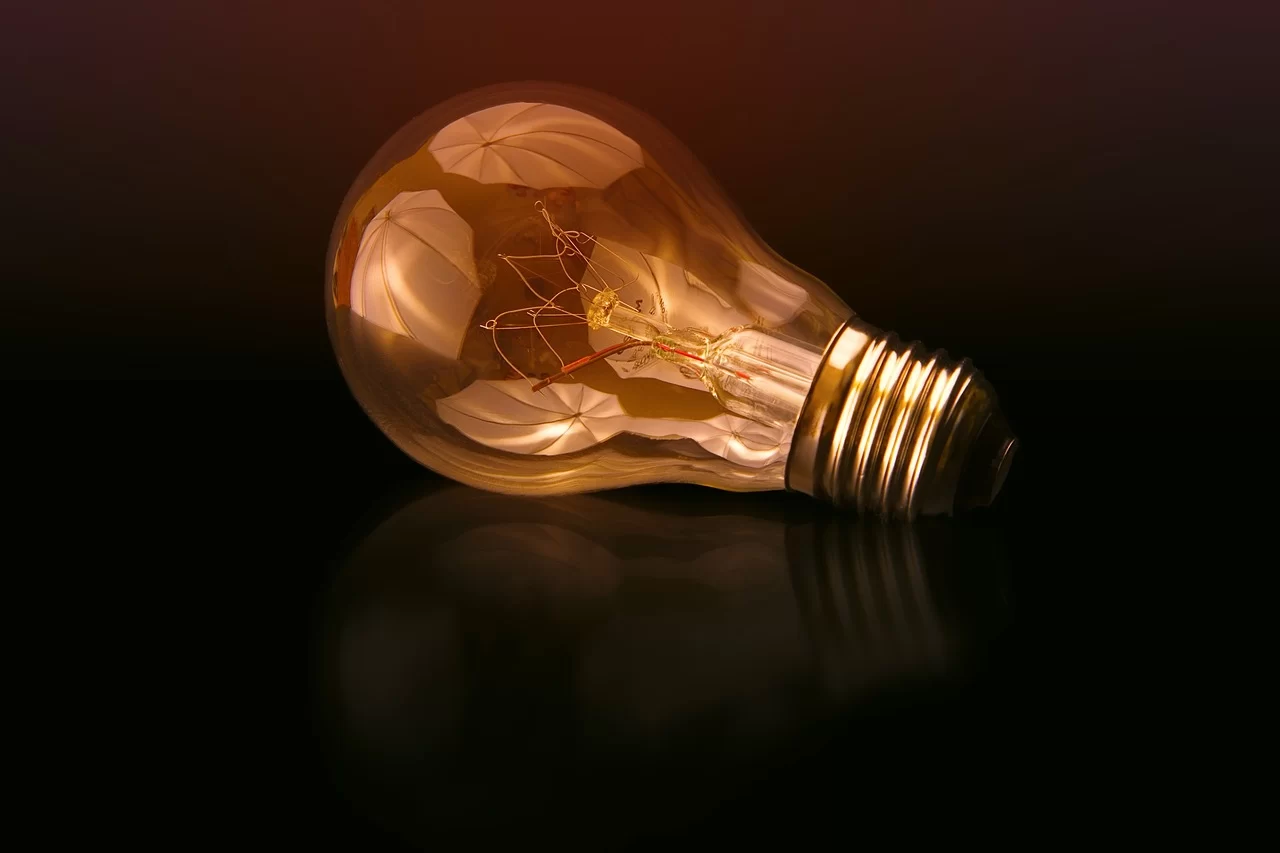 light, lightbulb, idea-2565575.jpg